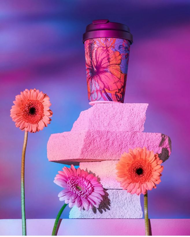 Nejlepší parťák na každý den ☕️ ať už v kanceláři nebo cestách #hrnek #nacesty #coffeelover