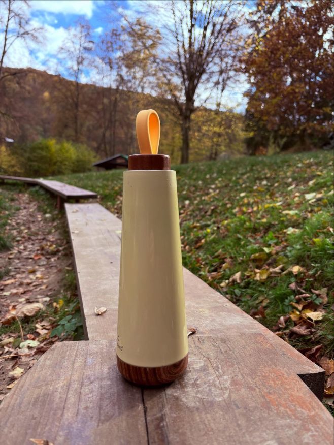 Zahřeje prostě všude☕️ #podzim #kvalitnitermoska #svatojanskeproudy